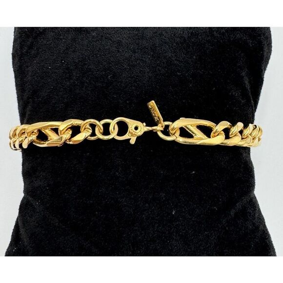 Vintage Monet‎ Gold Tone Figaro Link Chain Link Classic Style Bracelet 7” - Picture 3 of 8